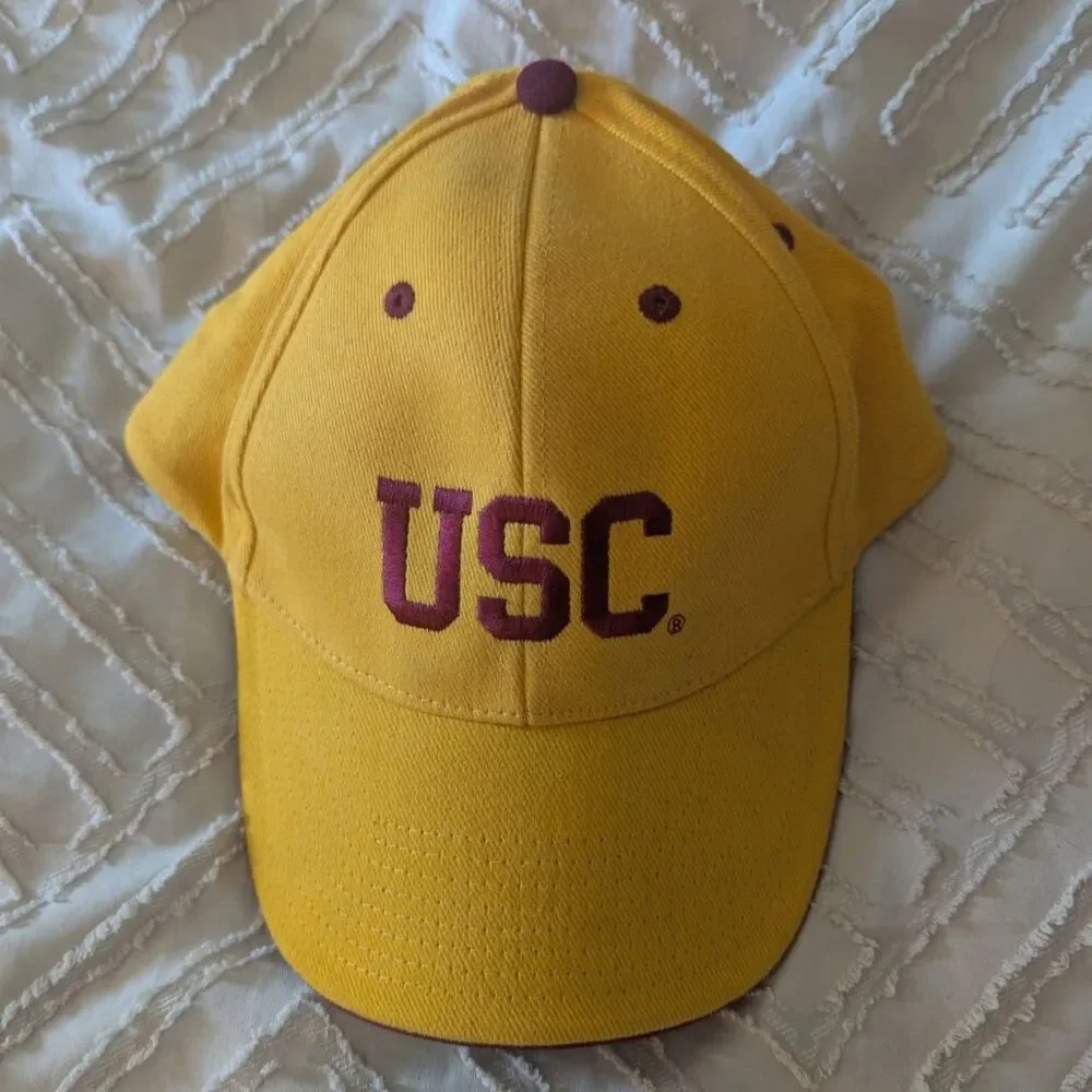 90's University of Southern California USC Trojan Hat Embroidered logo yellow